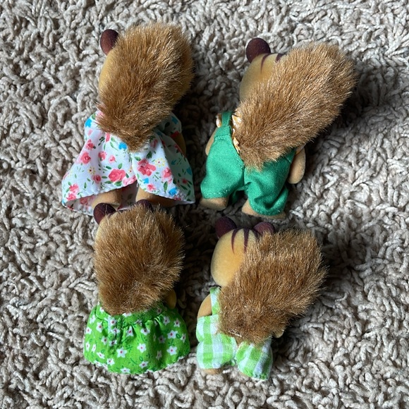 Vintage Calico Critters Sylvanian Families Furbanks Squirrel Family of four. - Picture 3 of 7